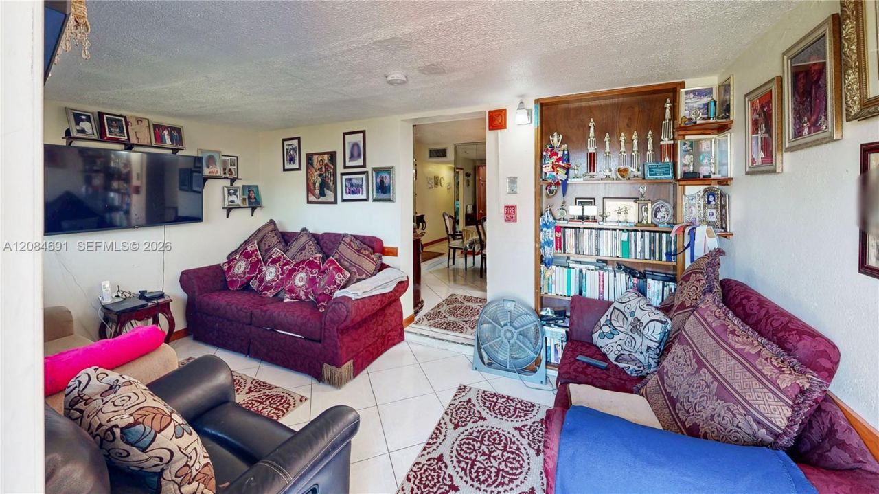 10900 SW 177th Ter, Miami, FL 33157 Photo