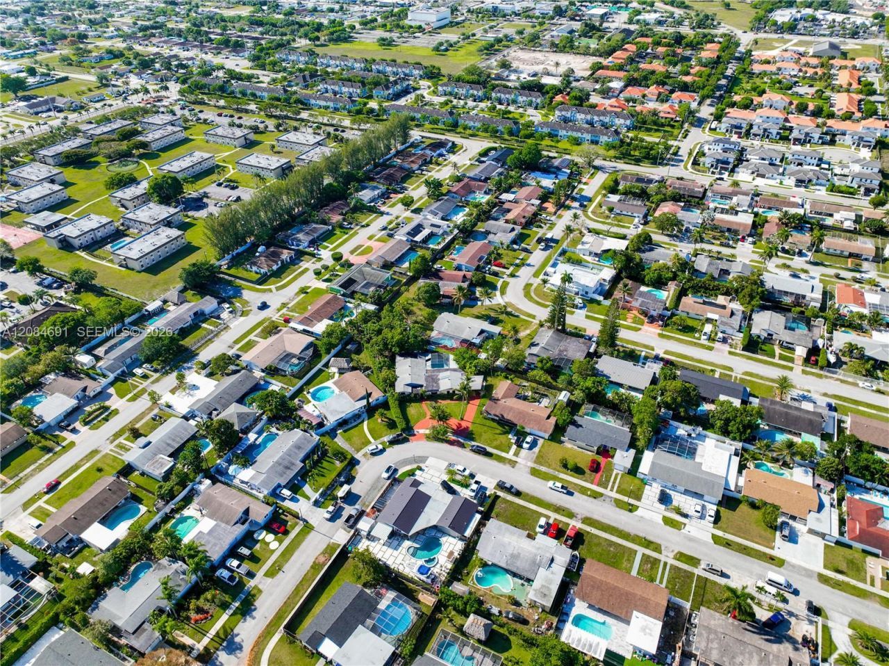 10900 SW 177th Ter, Miami, FL 33157 Photo