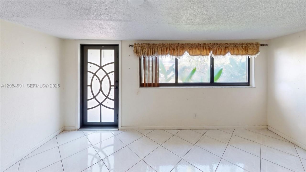 10900 SW 177th Ter, Miami, FL 33157 Photo