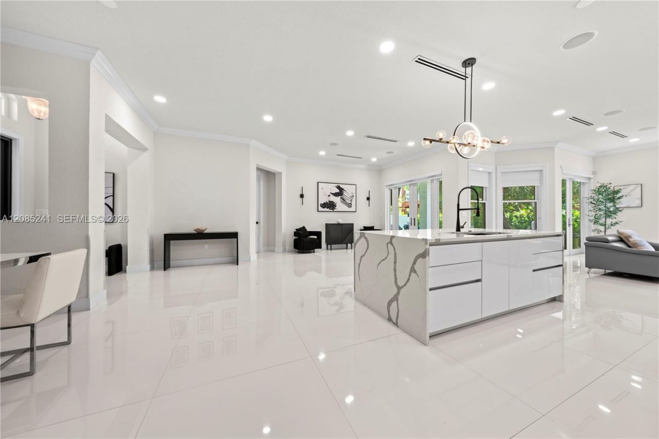 2133 SW 118th Ave, Miramar, FL 33025 Photo