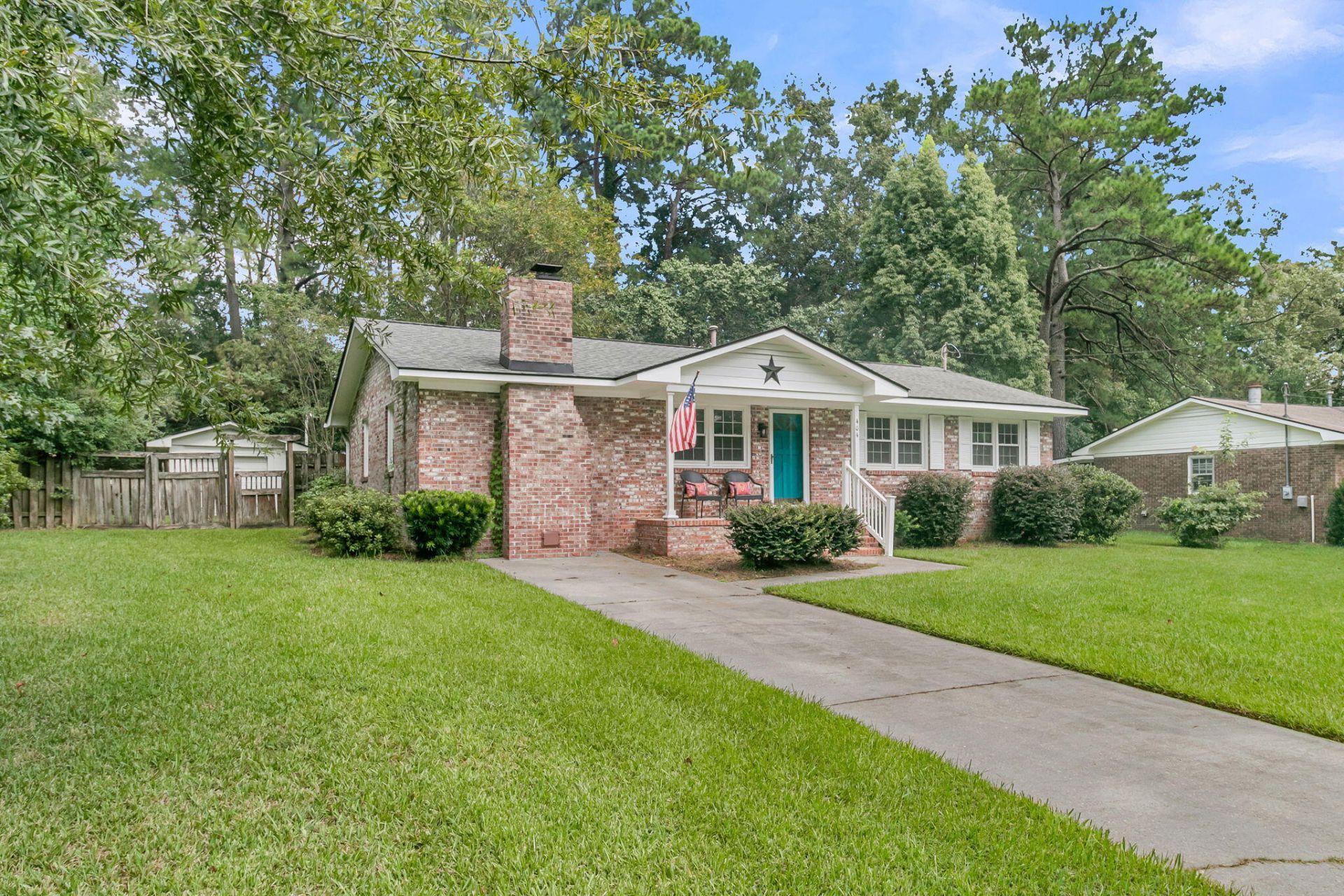 404 Forest Circle Photo 27