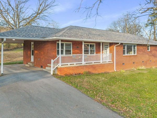 128 NE Scott St, Charleston, TN 37310