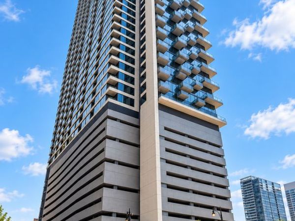 235 W Van Buren Street , Unit 2606, Chicago, IL 60607