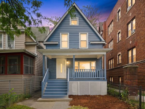 122 N Long Avenue , Chicago, IL 60644