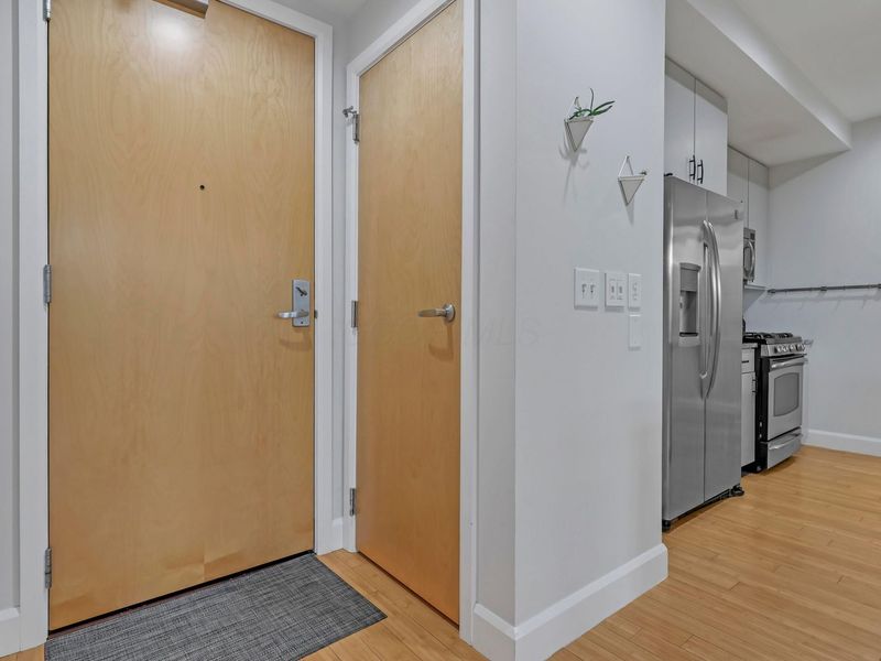845 N High Street, Unit 408, Columbus, OH 43215 Photo 8