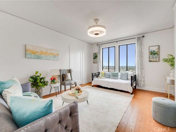 315 W 3rd, Unit 1011, Long Beach, CA 90802