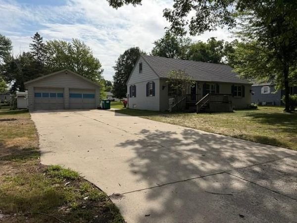 413 S Donnelly Avenue , Litchfield, MN 55355