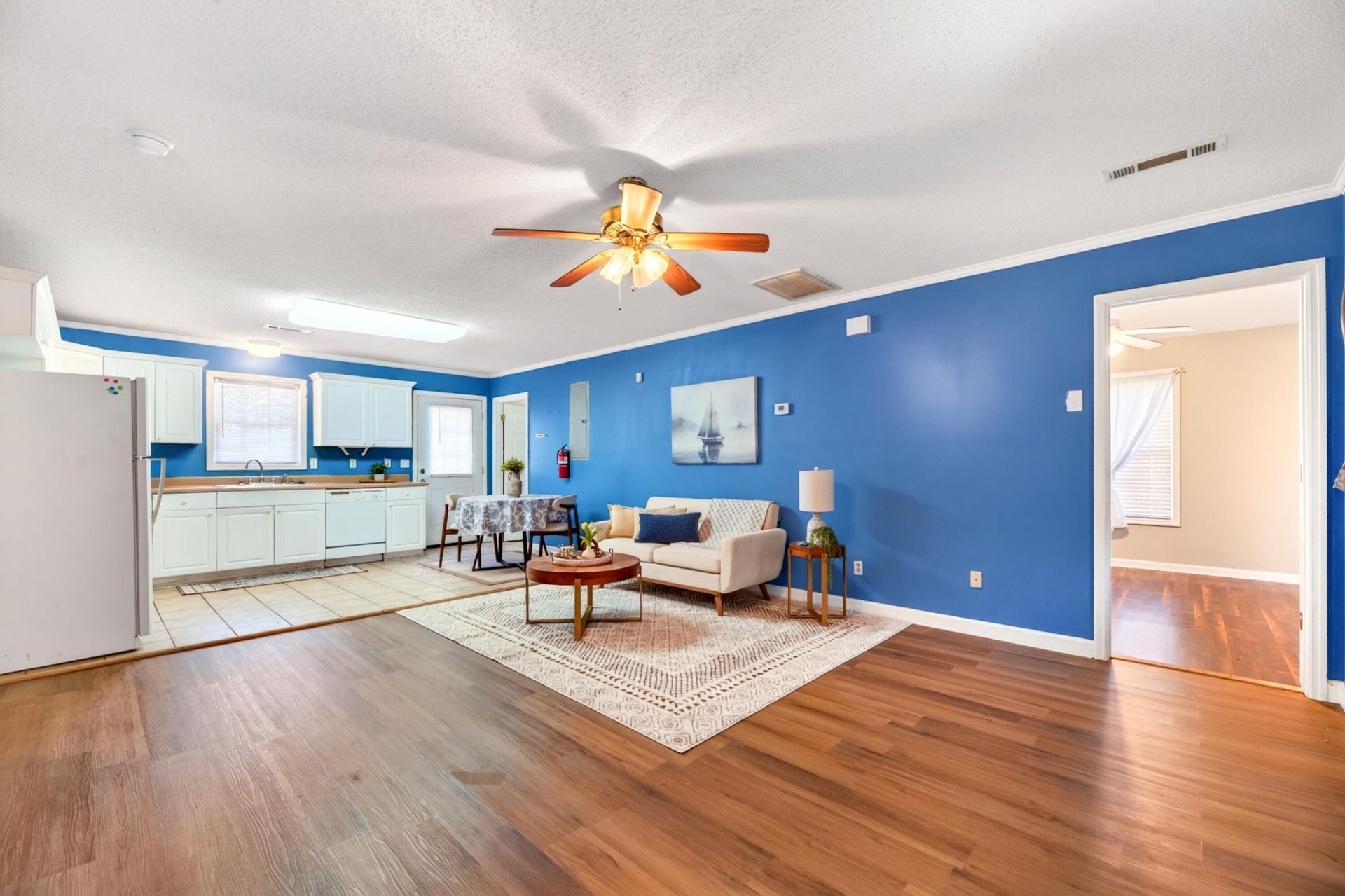 368 E Huson Circle Photo 5