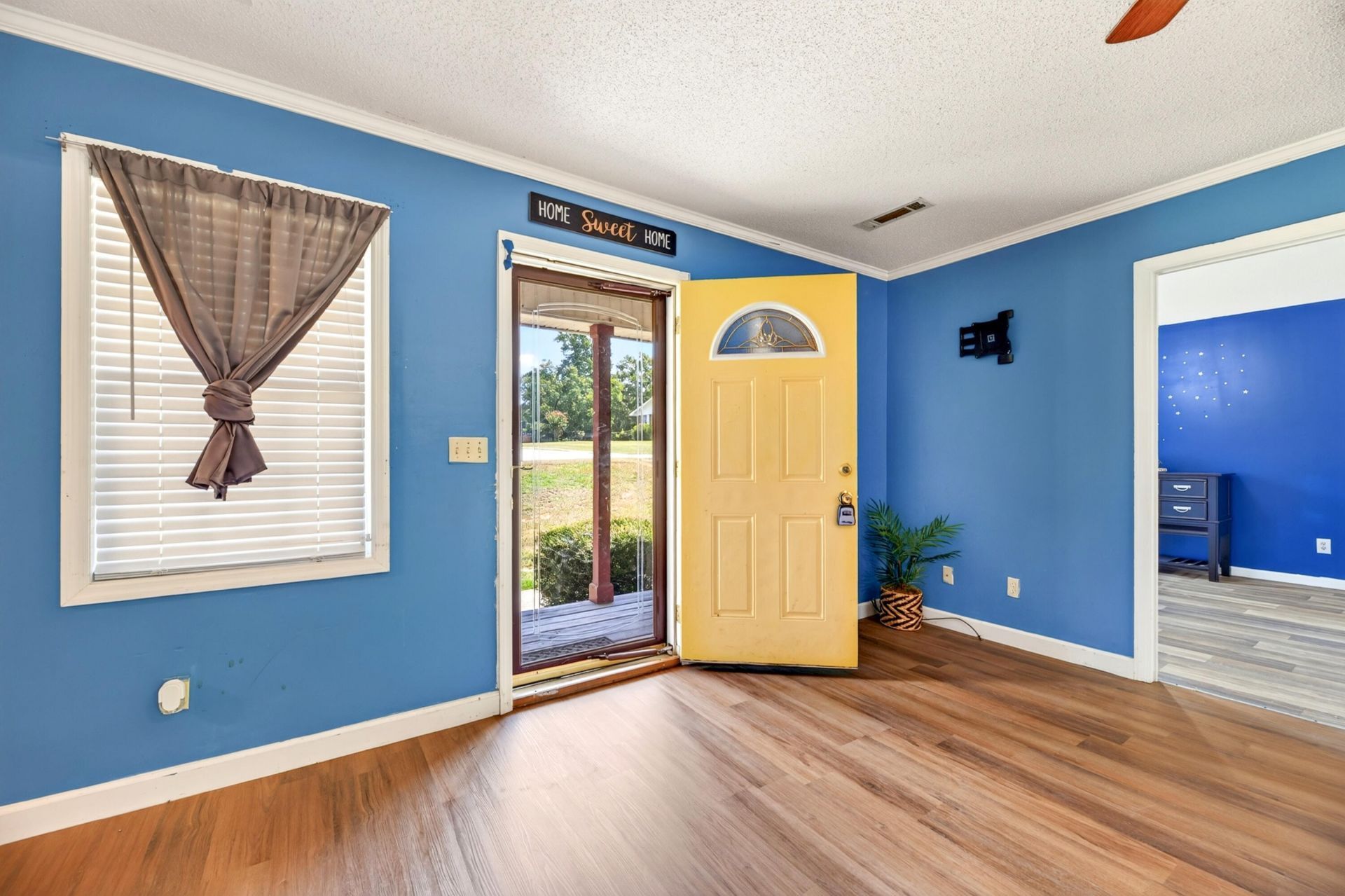 368 E Huson Circle Photo 7