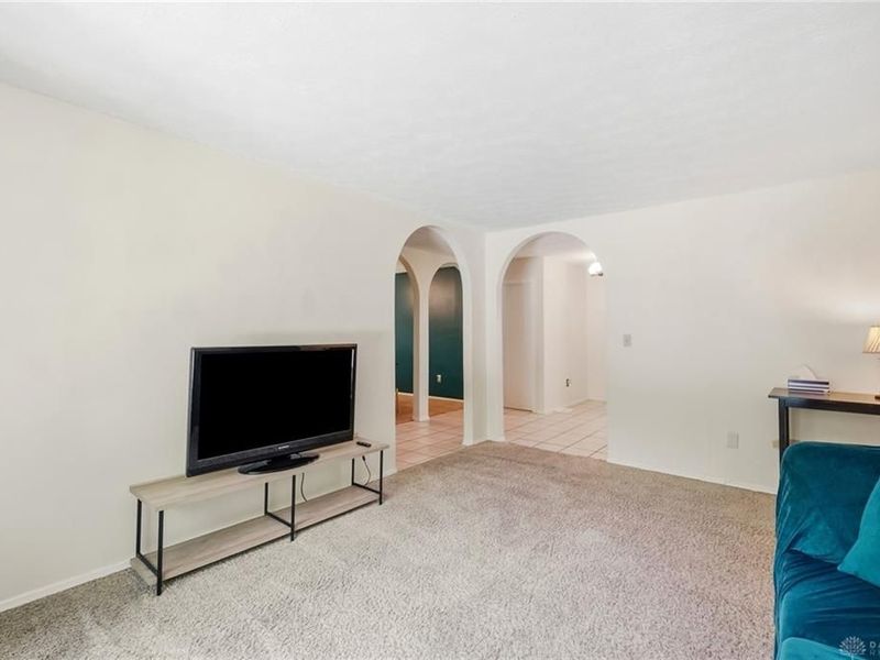 703 Bay Brooke Court, Vandalia, OH 45377 Photo 12