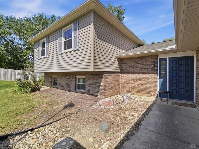 703 Bay Brooke Court, Vandalia, OH 45377 Photo 5