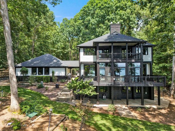 190 Tranquility RD , Moneta, VA 24121