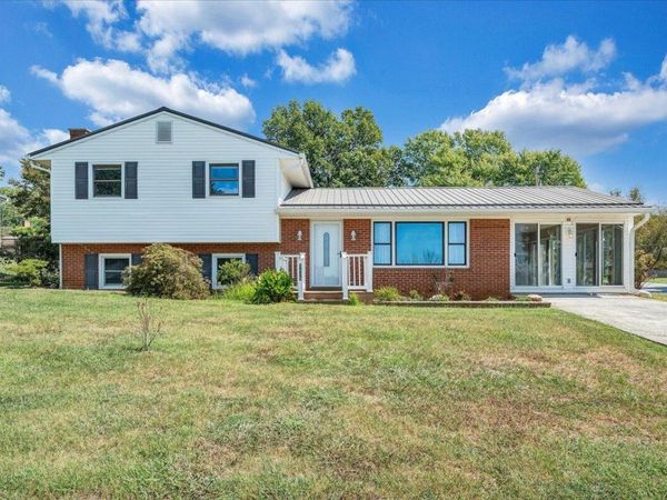 5605 Oakland BLVD, Roanoke, VA 24019