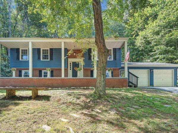 699 Lakeshore Terrace RD , Hardy, VA 24101