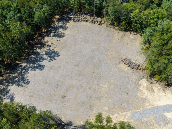 3050 New Ridge RD, Elliston, VA 24087