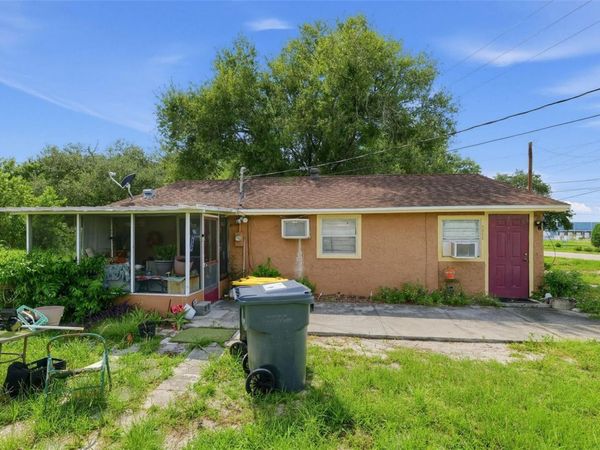 5933 WAVERLY ROAD , LAKE WALES, FL 33859