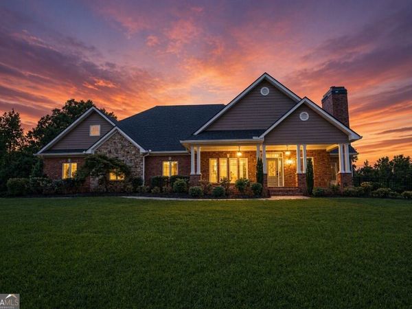 1955 Line Creek Rd, Brooks, GA 30205