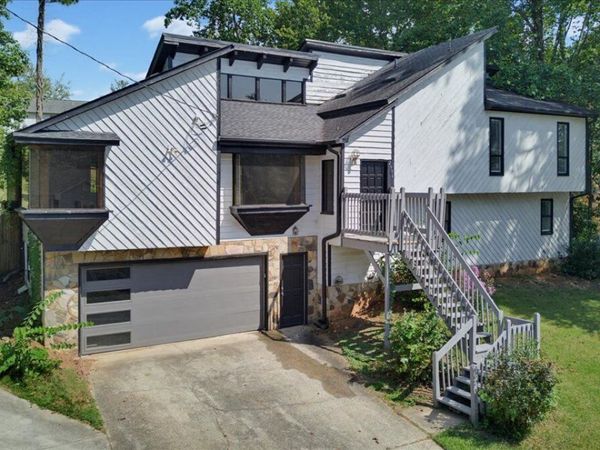 2996 Rockbridge Road, Marietta, GA 30066
