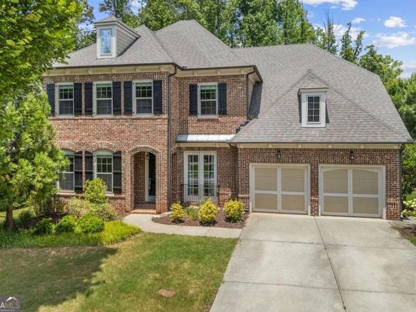 3760 Kentwood Court, Suwanee, GA 30024