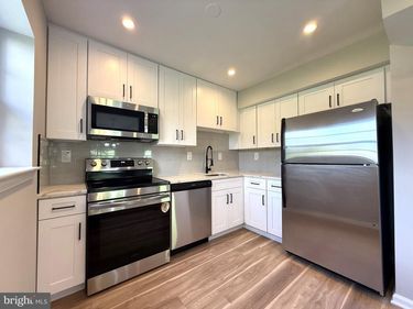 4148 PLEASANT MEADOW COURT, Unit 109C, CHANTILLY, VA 20151
