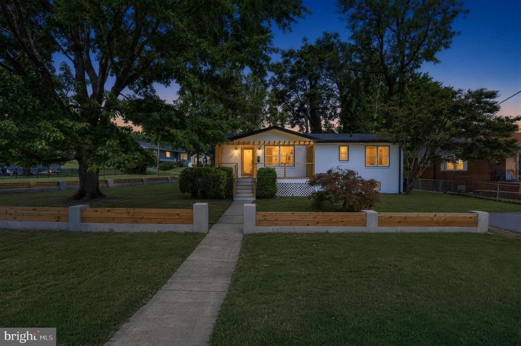 4620 LACY AVENUE , SUITLAND, MD 20746