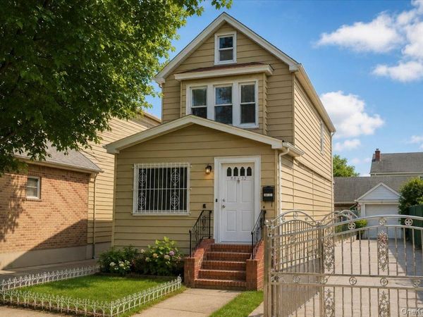 88-32 187th Place , Hollis, NY 11423