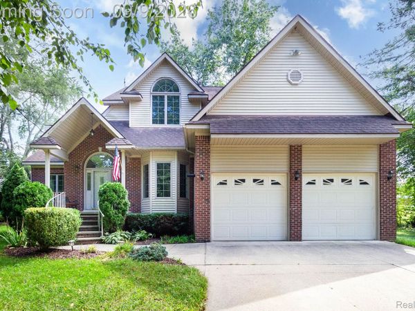 4070 Cottontail Lane, Shelby Township, Mi 48316