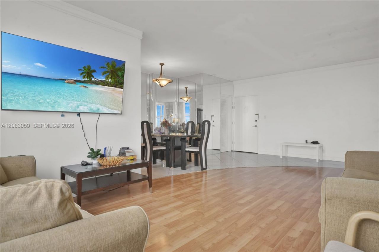 4747 Collins Ave, Unit 1503, Miami Beach, FL 33140 Photo