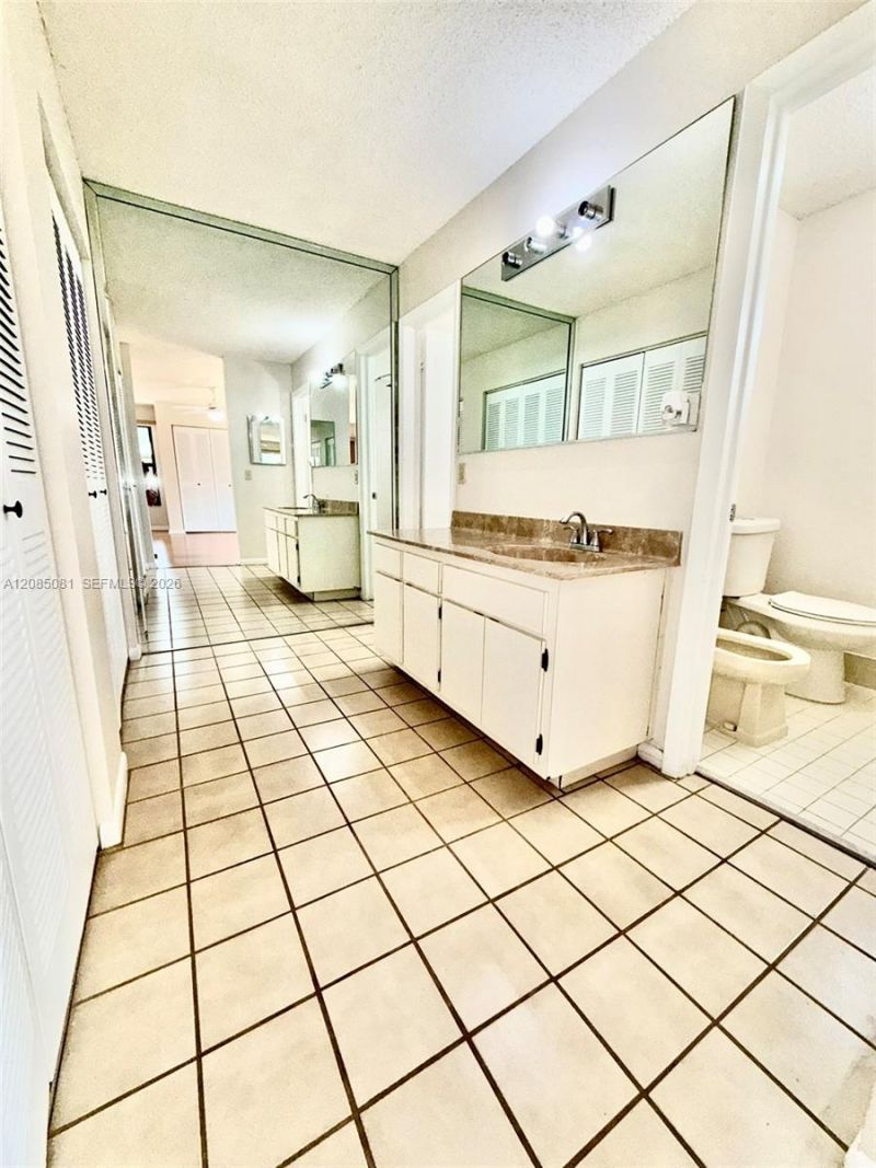 2428 SW 109th Ct, Miami, FL 33165 Photo