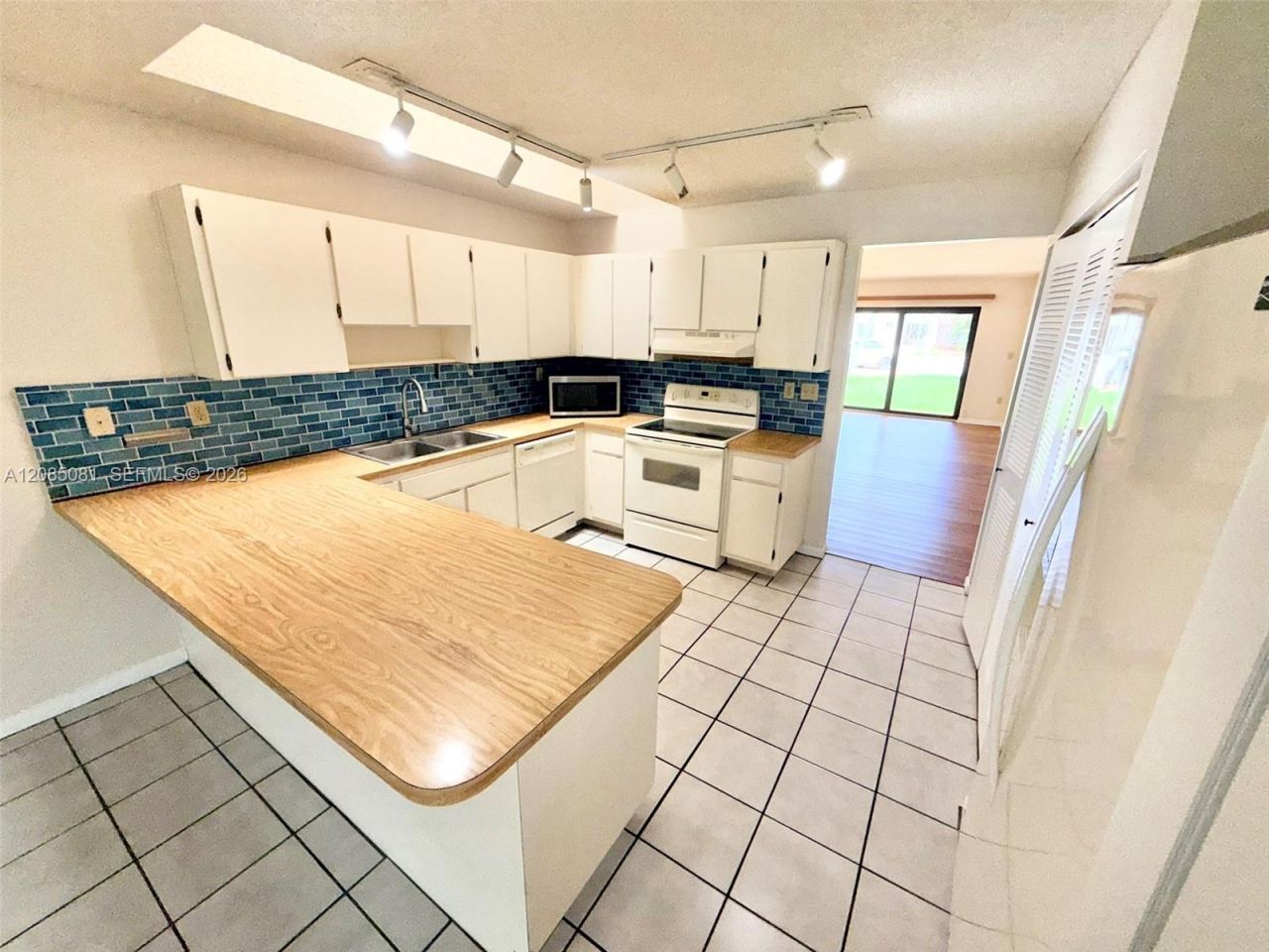 2428 SW 109th Ct, Miami, FL 33165 Photo
