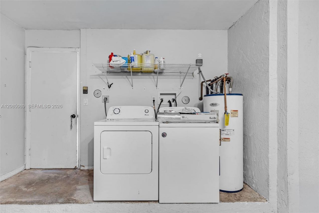 2405 NW 79th Ter, Margate, FL 33063 Photo