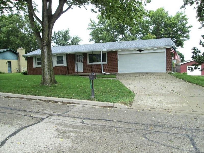 220 E Twin Street, Lewisburg, OH 45338 Photo 1