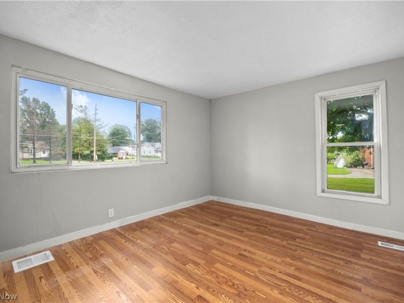 7540 State Road, Parma, OH 44134 Photo 15