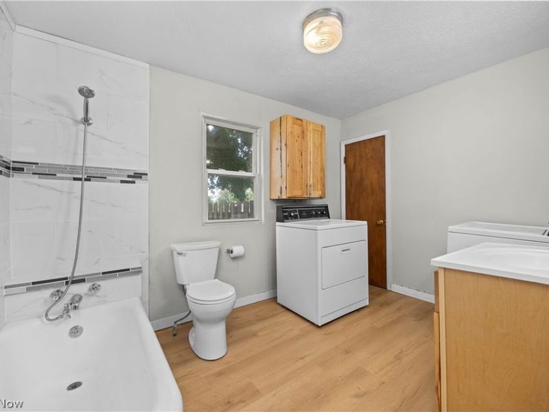 7540 State Road, Parma, OH 44134 Photo 18