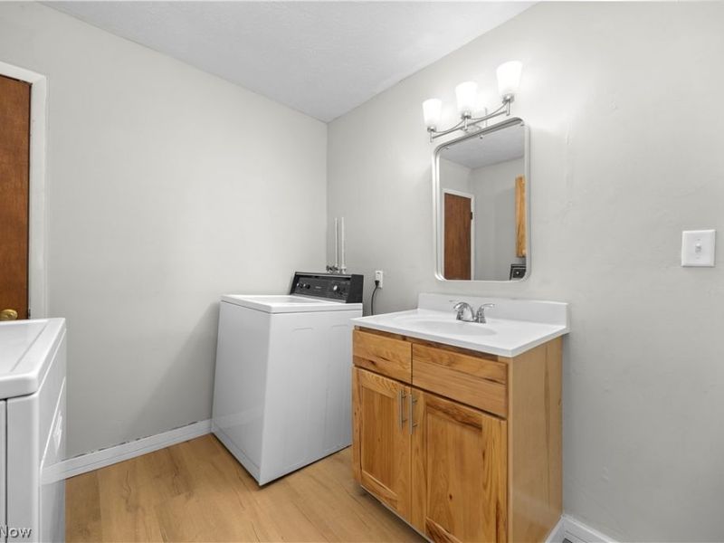 7540 State Road, Parma, OH 44134 Photo 19