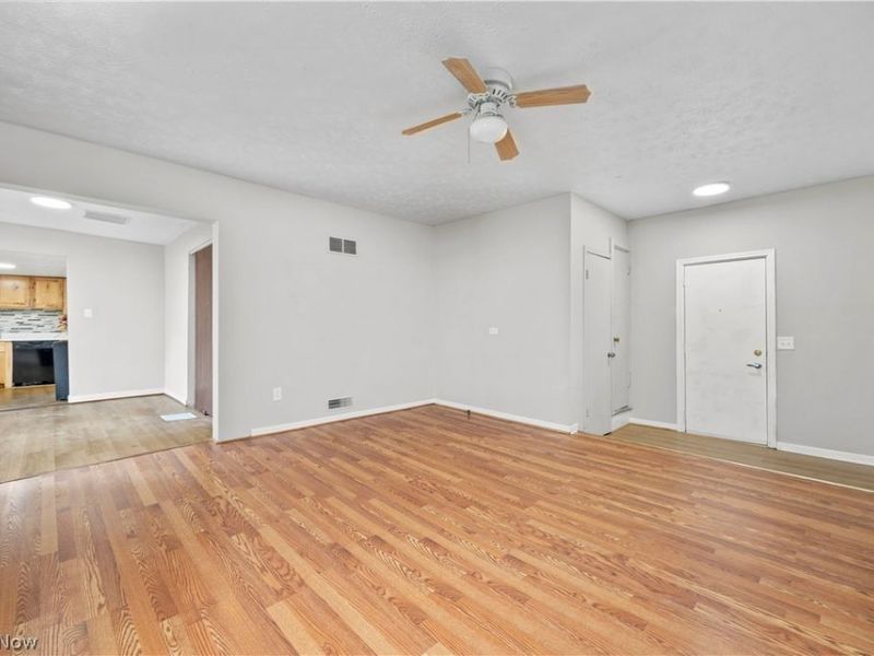 7540 State Road, Parma, OH 44134 Photo 24