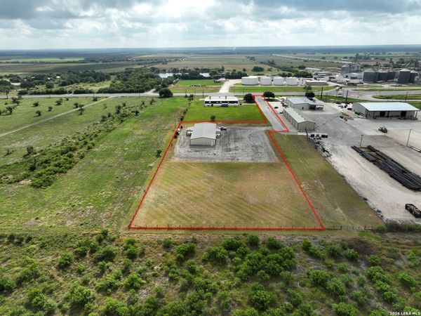 255 HWY 173 N, Hondo, TX 78861
