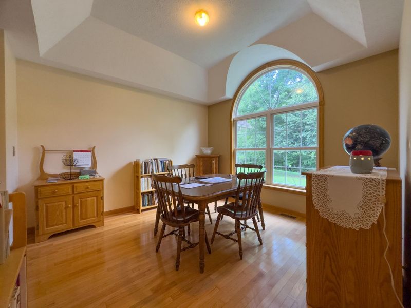 1074 Township Road 185, Bellefontaine, OH 43311 Photo 9