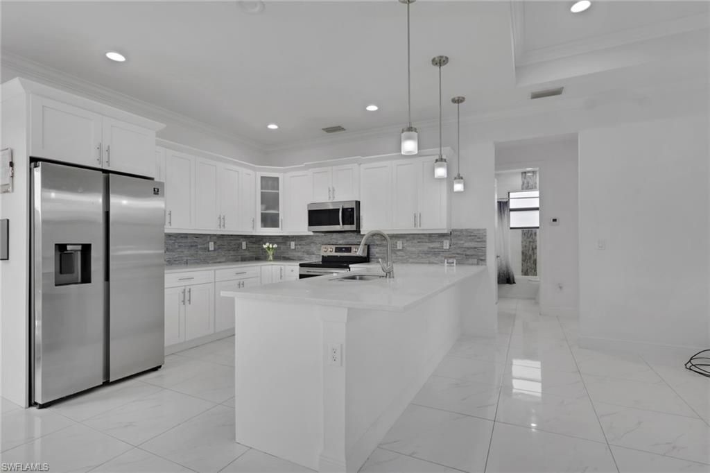 4352 24th Ave Ne, Naples, FL 34120 Photo