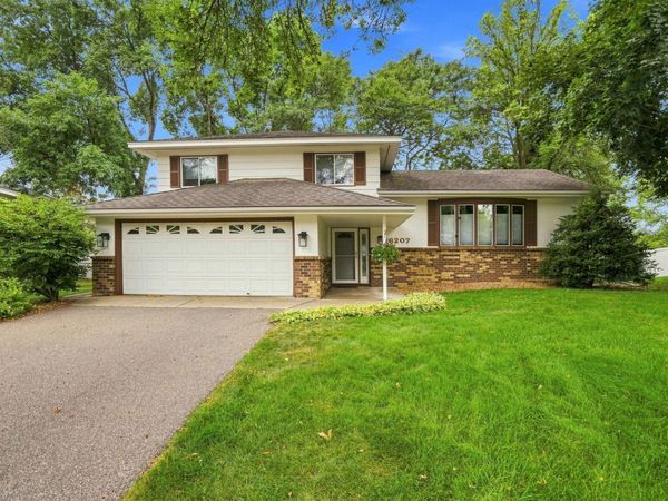6207 Edgemont Boulevard N, Brooklyn Park, MN 55428