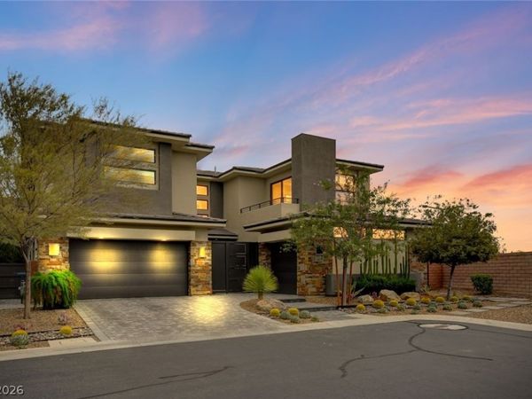 1 Moonfire Drive , Las Vegas, NV 89135