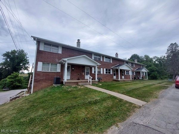 427-445 Woodland Avenue , Steubenville, OH 43952