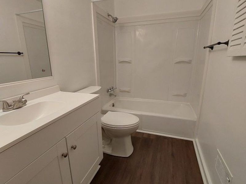 427-445 Woodland Avenue, Steubenville, OH 43952 Photo 17