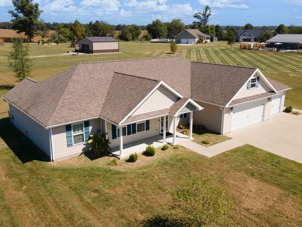 15730 Jadin Road , Marion, IL 62959