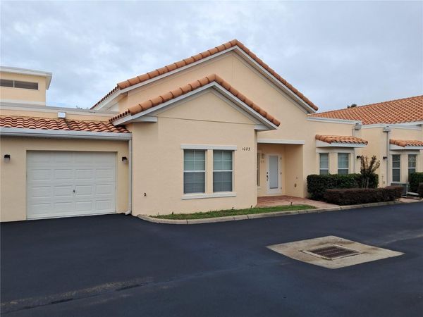 1083 DAVID WALKER DRIVE , Unit C3, TAVARES, FL 32778