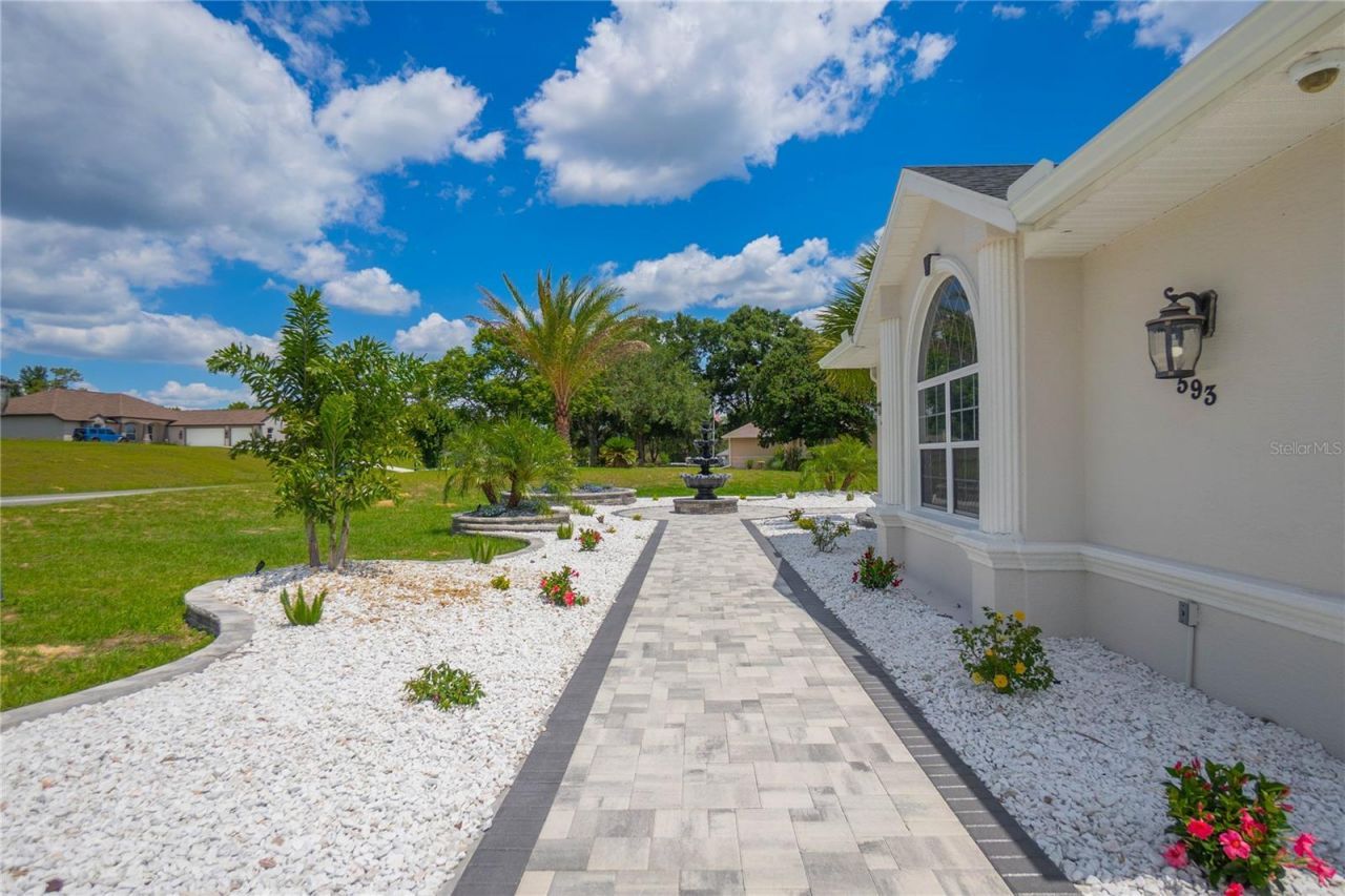 593 N Cherry Pop Drive, Inverness, FL 34453 Photo