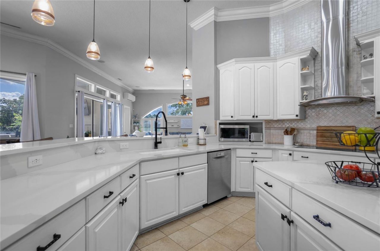 593 N Cherry Pop Drive, Inverness, FL 34453 Photo