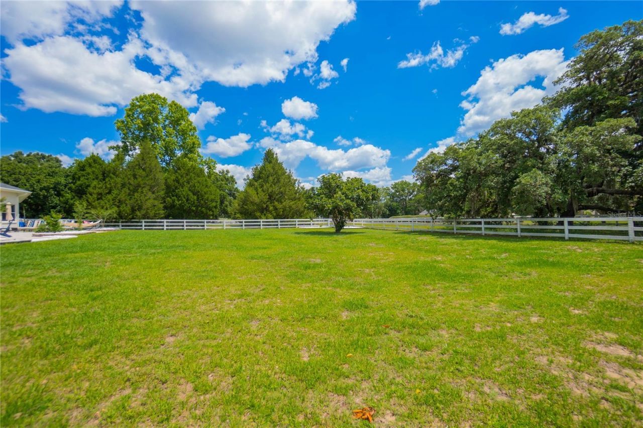 593 N Cherry Pop Drive, Inverness, FL 34453 Photo