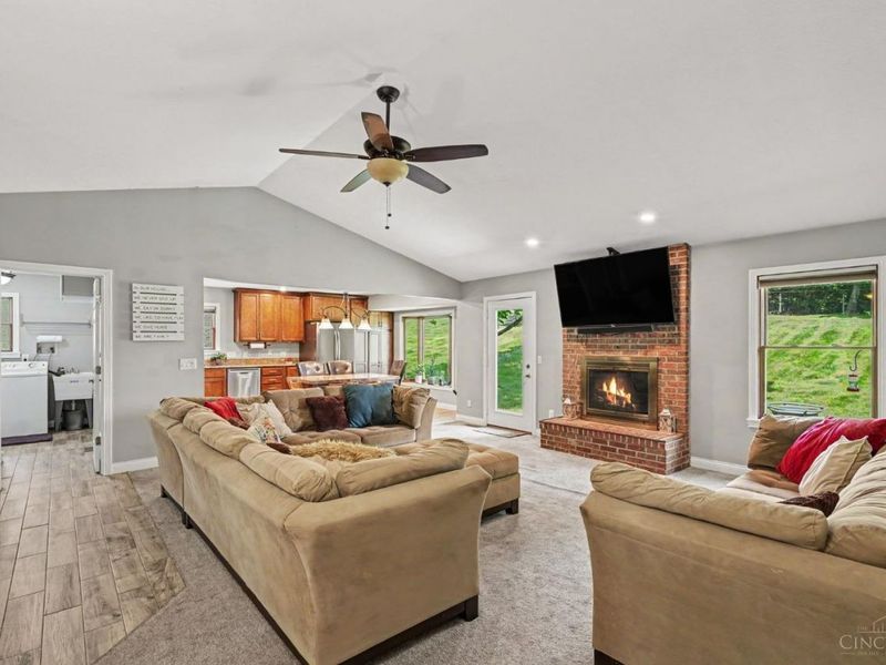 8356 Lakevalley Drive, Colerain Township, OH 45247 Photo 4