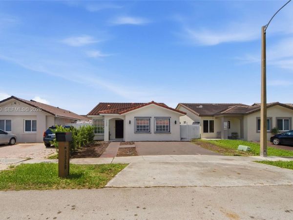 7330 W 30th Ave , Hialeah, FL 33018